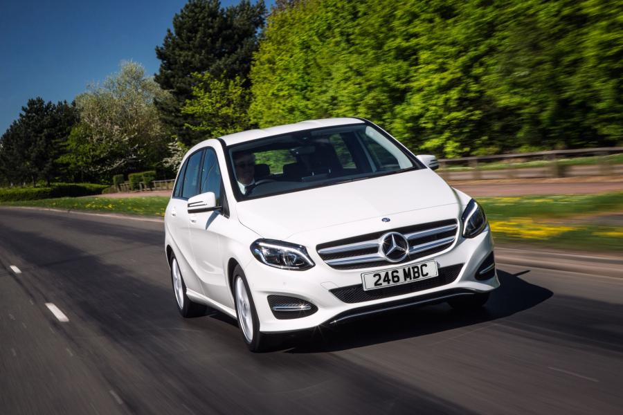 Mercedes-Benz B220 CDI 4Matic Sport 2014 года  (UK) (фото 1 из 23)